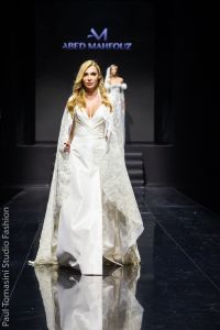 Українка Анна Гомонова взяла участь в міжнародних показах моди від кутюр у Луврі
