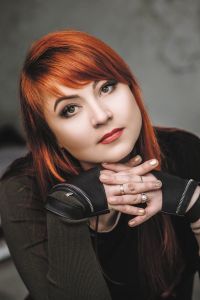 Карина Кучер