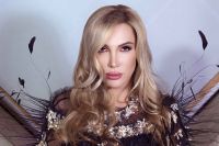 Українка Анна Гомонова прикрасила обкладинку світового глянцю