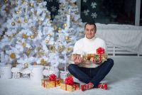 Дядя Жора виконає бажання 20 людей! Марафон добра стартував.