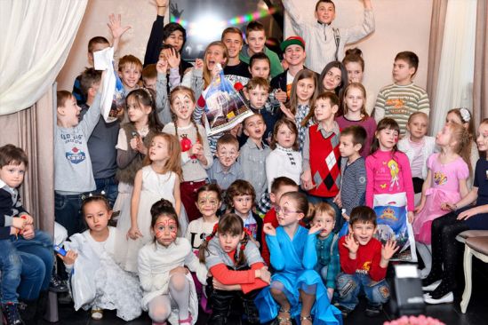 Деткам - переселенцам из зоны АТО вернули детство!
